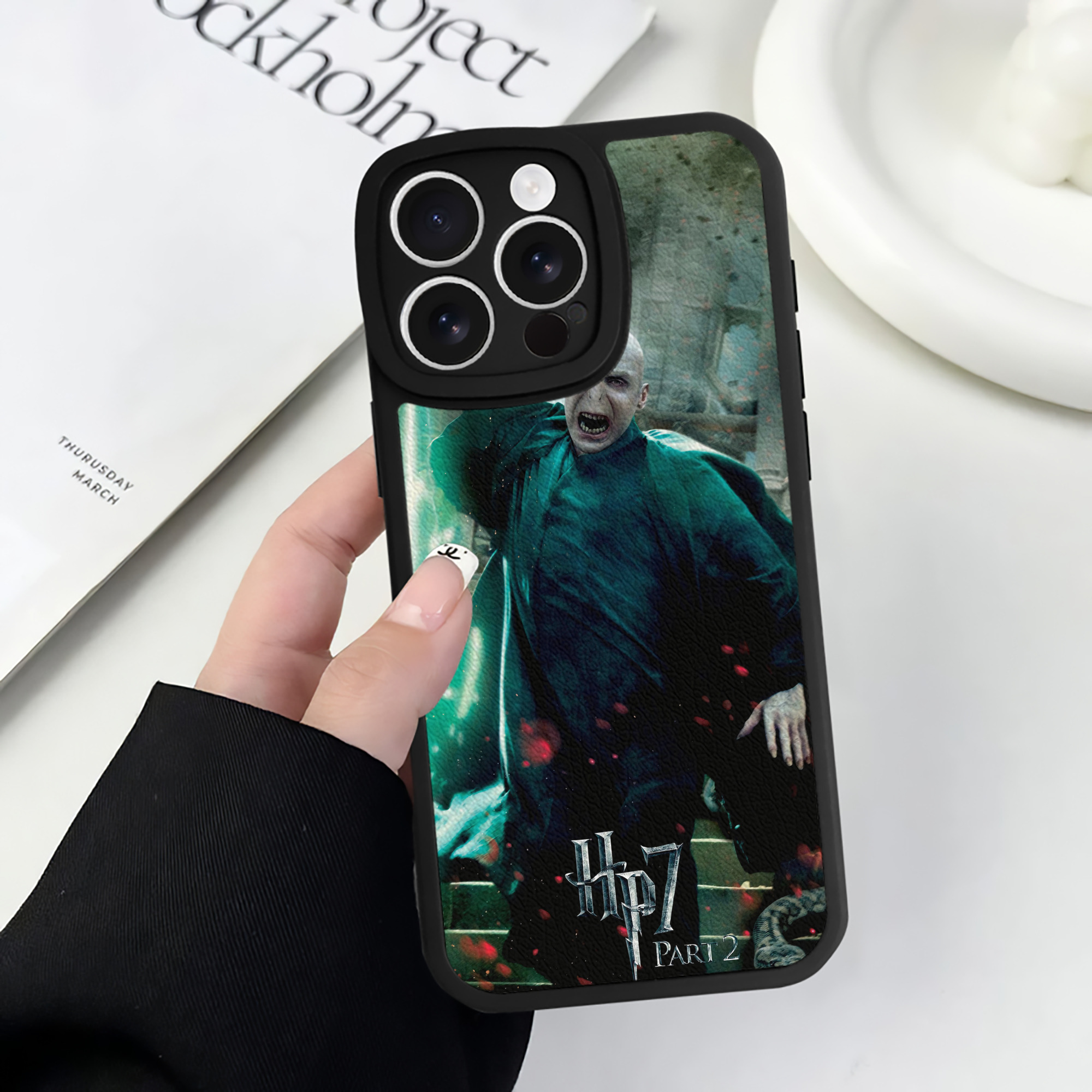 （画像用） Harry Potter ハリー・ポッターシリーズ 【iPhone 16シリーズ対応】シリコンスマホケース（レザー調） 材質：シリコン